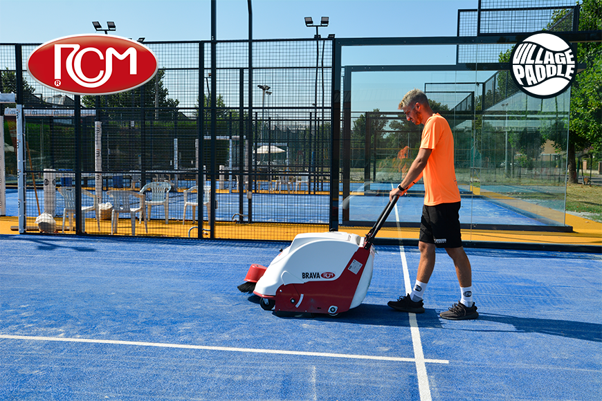 “After suggesting some changes to RCM, I bought two machines that we use every 15 days. We have reduced by 50% the time we spend on the maintenance and cleaning of padel courts.